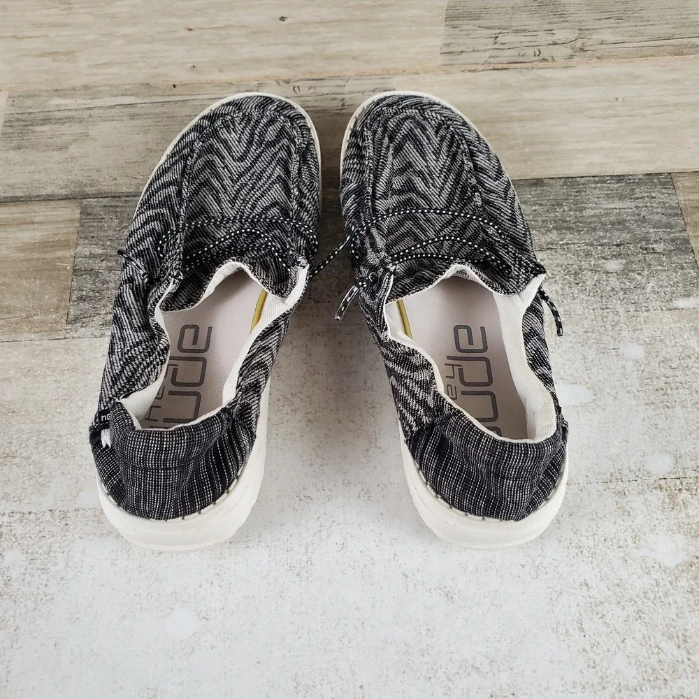 Heydude Wally Boys Shoes Sz 3 Comfort Gray Woven Zebra Low Top Slip On Moc Toe